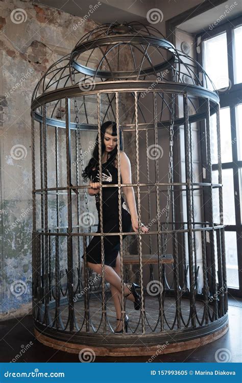 Caged Ladies 